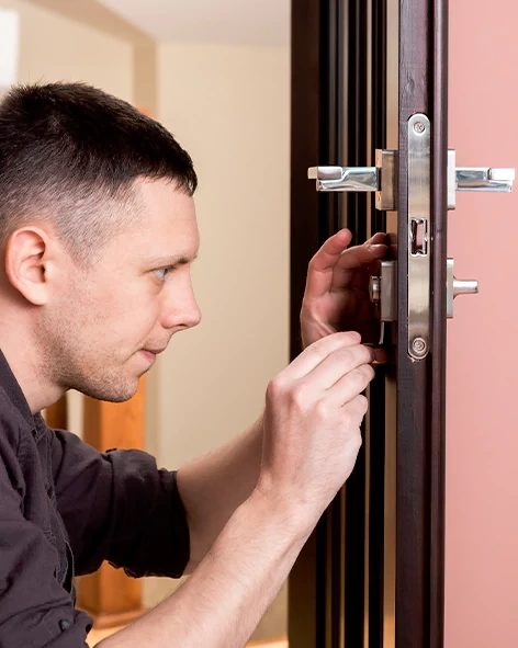 : Professional Locksmith For Commercial And Residential Locksmith Services in Woodcrest, CA