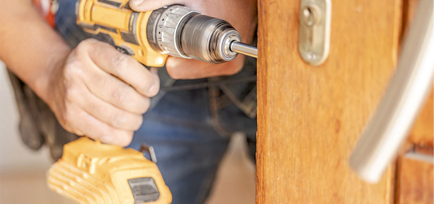 Emergency A1 Locksmith Services in Woodcrest, California