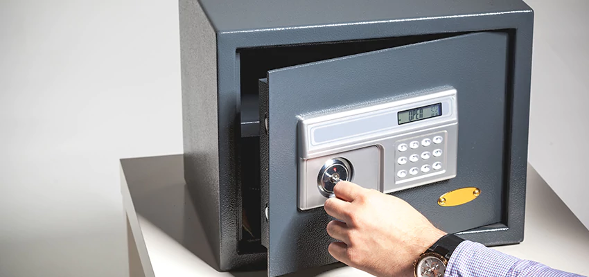 Jewelry Safe Unlocking Service in Woodcrest, California