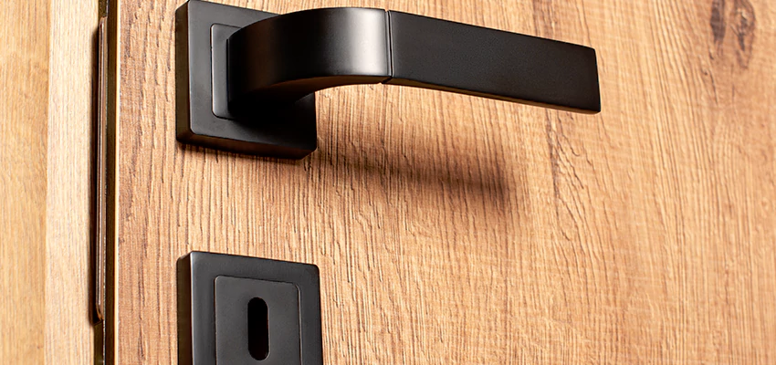 Weekend Lockout Assistance Troubleshooting in Woodcrest, California